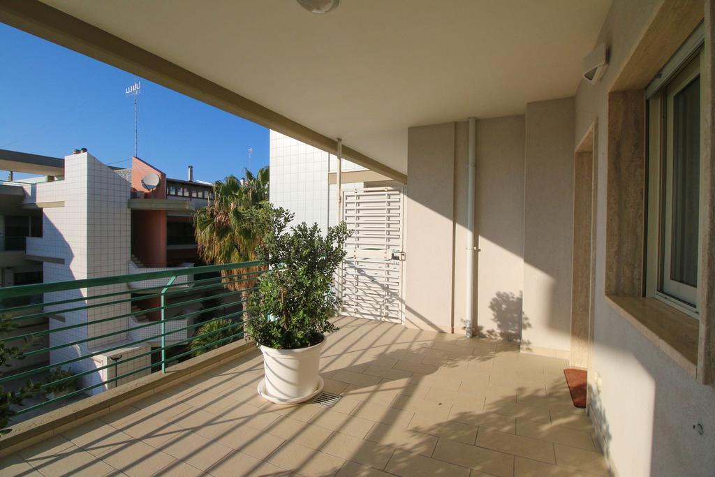 Apartamento Casa Fronte Mare Monopoli Exterior foto